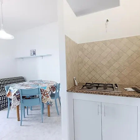 Casa Laura 100m Dalla Sabbia شقة *