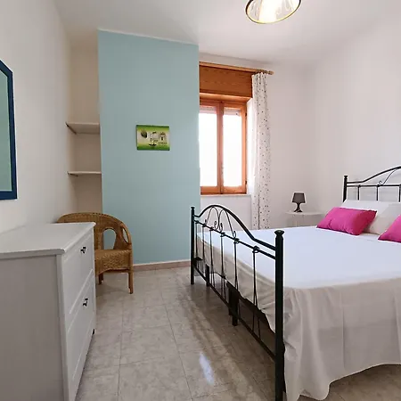 Casa Laura 100m Dalla Sabbia * ليدو ماريني