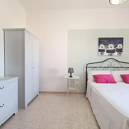 Casa Laura 100m Dalla Sabbia Διαμέρισμα Lido Marini