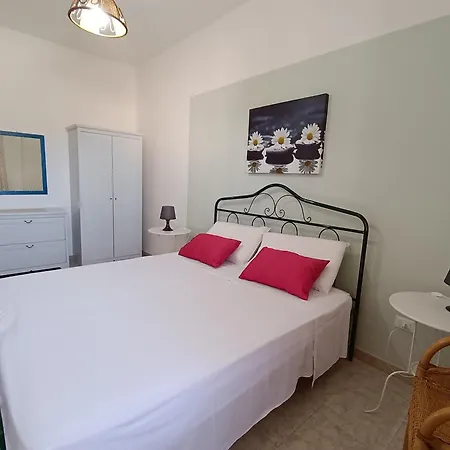 Casa Laura 100m Dalla Sabbia Apartment