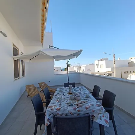 Casa Laura 100m Dalla Sabbia דירה לידו מריני