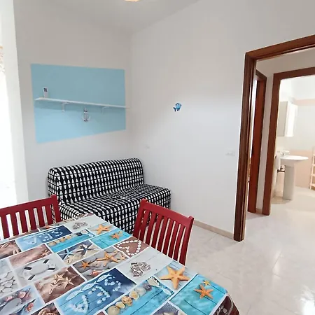 شقة Casa Laura 100m Dalla Sabbia ليدو ماريني